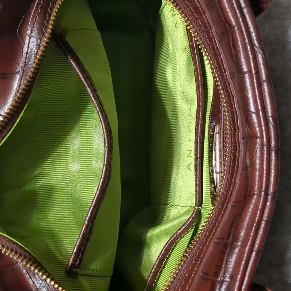 Antonio Melani Brown Leather Handbag - Picture 7 of 13